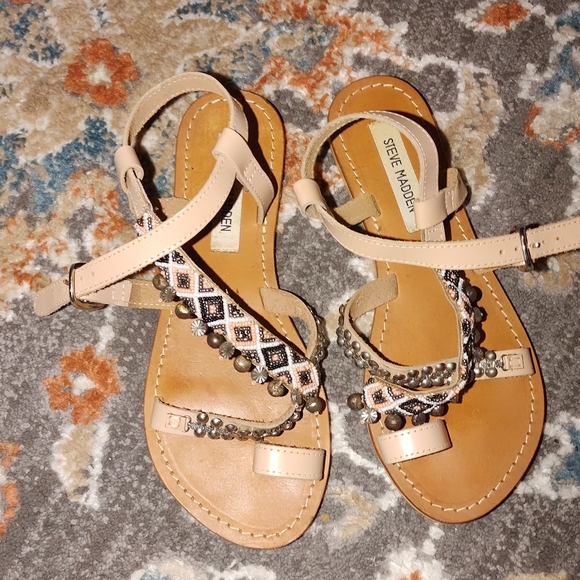 Steve Madden Shoes - Steve Madden all leather sandals size 8